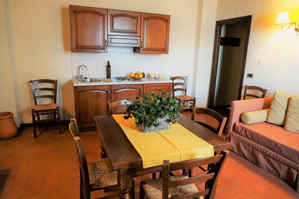 Agriturismo Antico Borgo Poggitazzi Villa Loro Ciuffenna Bagian luar foto